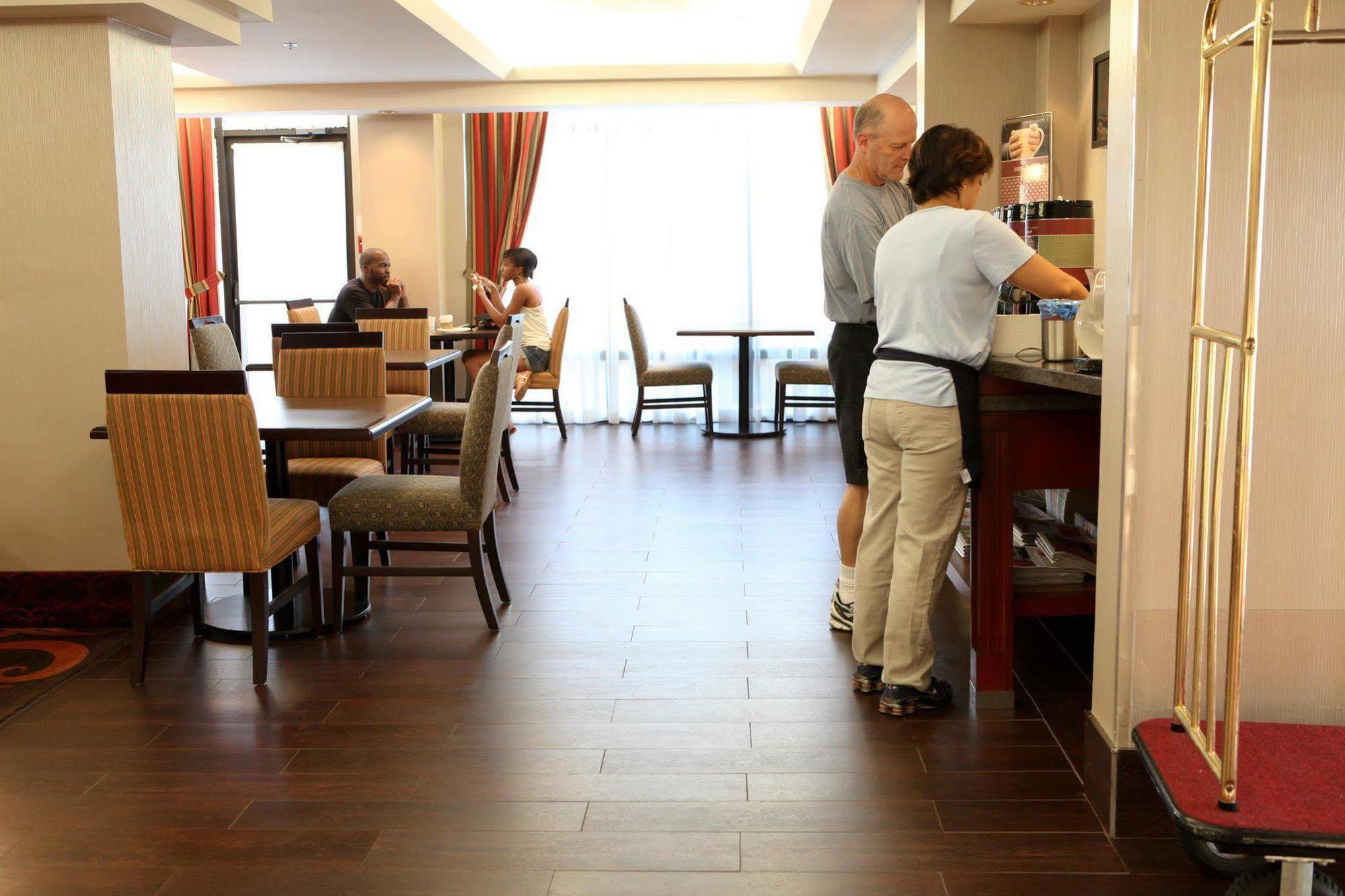 Country Inn & Suites By Radisson, Toronto Mississauga, On Εστιατόριο φωτογραφία