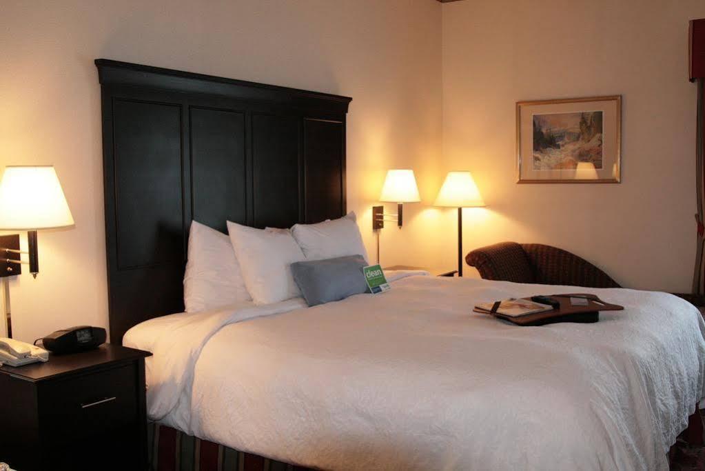 Country Inn & Suites By Radisson, Toronto Mississauga, On Εξωτερικό φωτογραφία